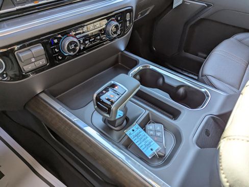 New 2026 Chevrolet Silverado 1500 High Country w/ High Country Premium Package image 26