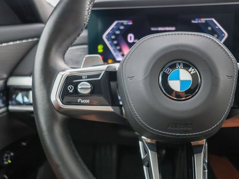 Used 2025 BMW 740i 740i w/ Premium Package image 12