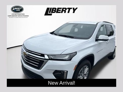 Used 2023 Chevrolet Traverse LT w/ LPO, Floor Liner Package AWD/4WD image 1