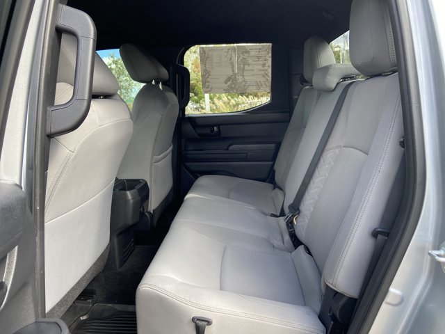 Used 2025 Toyota Tacoma SR5 AWD/4WD image 6