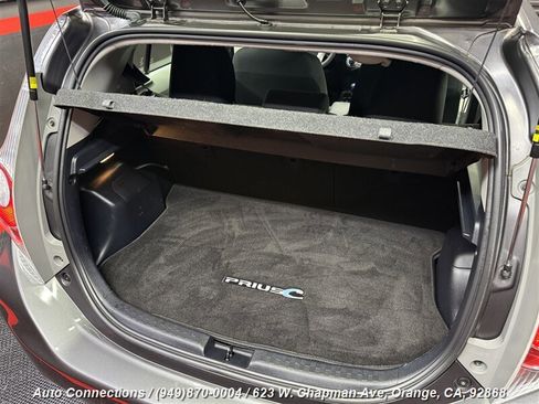 Used 2014 Toyota Prius C Three image 24