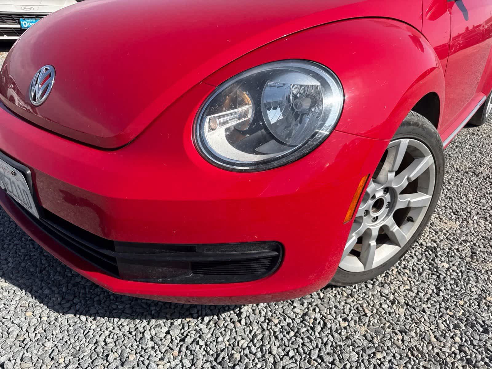 Used 2013 Volkswagen Beetle 2.5 FWD image 9