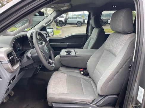 Used 2023 Ford F150 XLT image 7