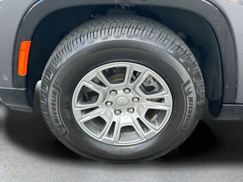 Used 2022 Jeep Wagoneer Series I w/ Convenience Group I image 12