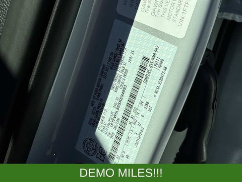 Used 2025 Ford F150 Lariat AWD/4WD image 23