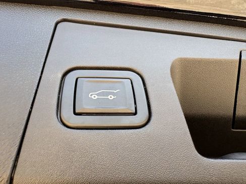 Used 2021 Cadillac XT4 Sport FWD image 28