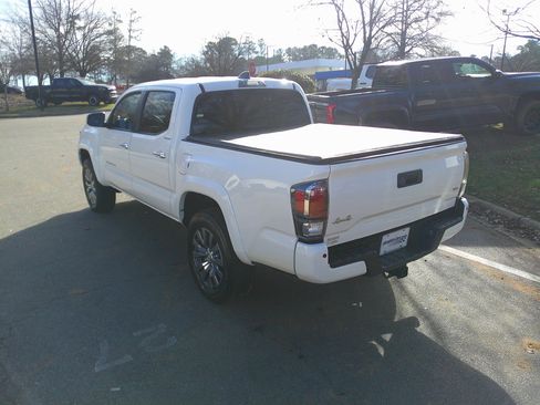 Used 2023 Toyota Tacoma Limited image 10