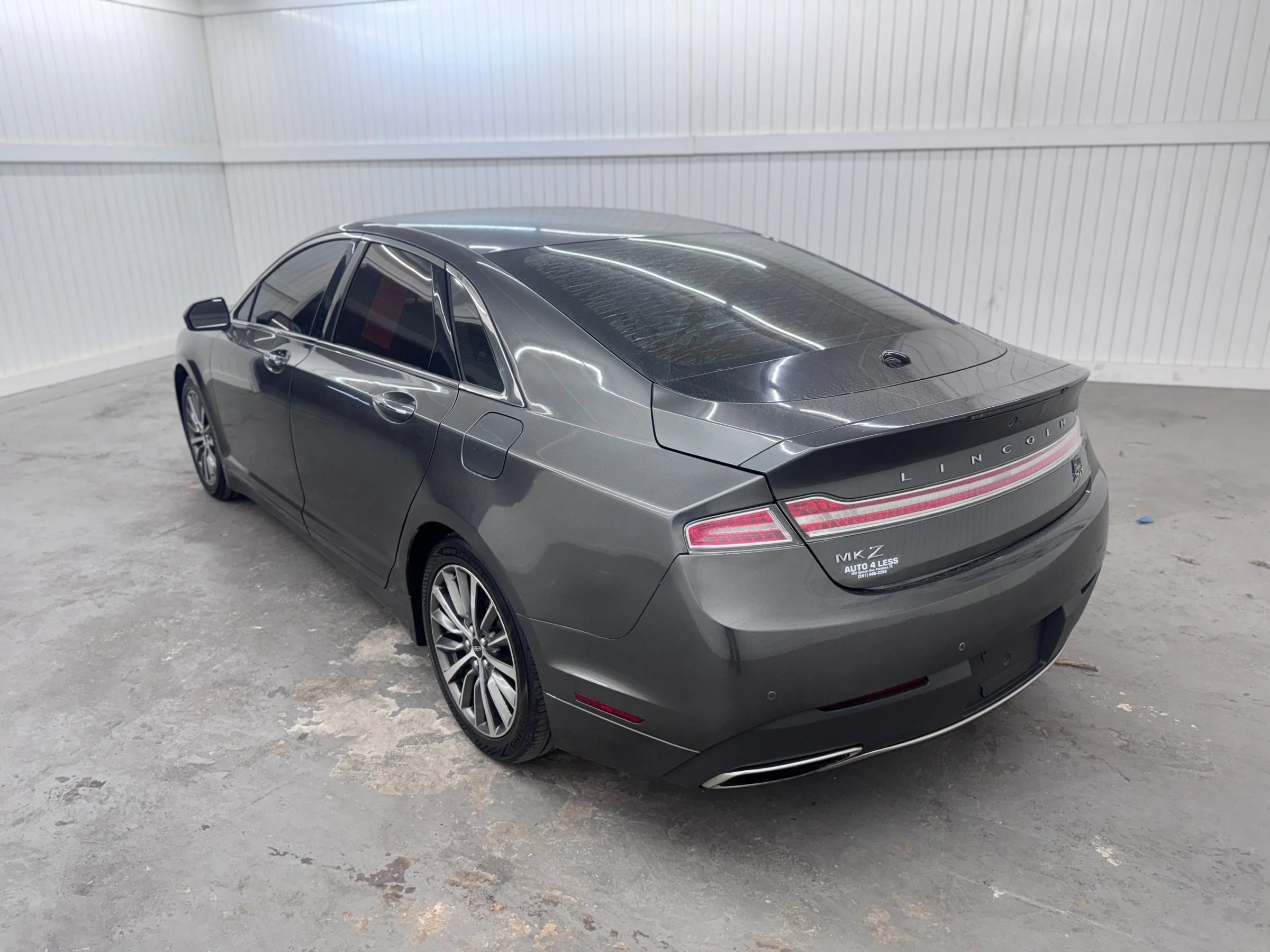 Used 2020 Lincoln MKZ FWD image 7