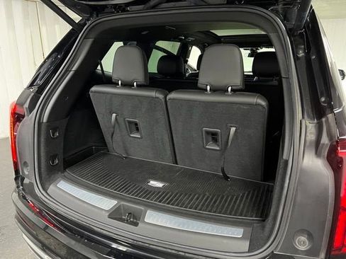 Certified 2024 Cadillac XT6 Luxury w/ LPO, Floor Liner Package AWD/4WD image 20