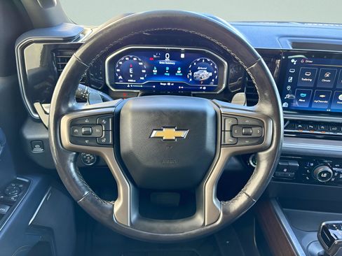 Used 2022 Chevrolet Silverado 1500 High Country image 17