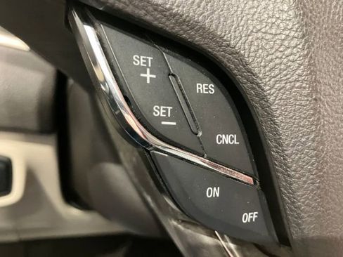 Used 2017 Lincoln MKC Premiere image 40