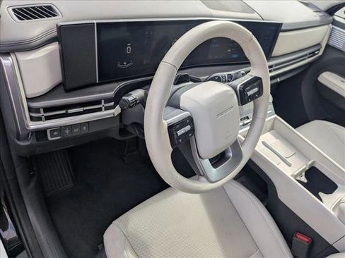 Used 2024 Hyundai Santa Fe SEL image 10