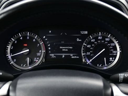 Used 2022 Toyota Highlander Limited AWD/4WD image 26