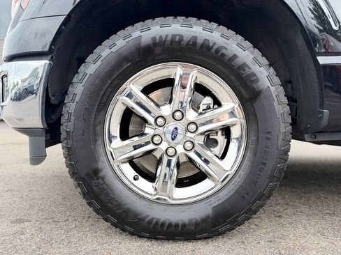 Used 2025 Ford F150 XLT w/ Equipment Group 301A Standard AWD/4WD image 3