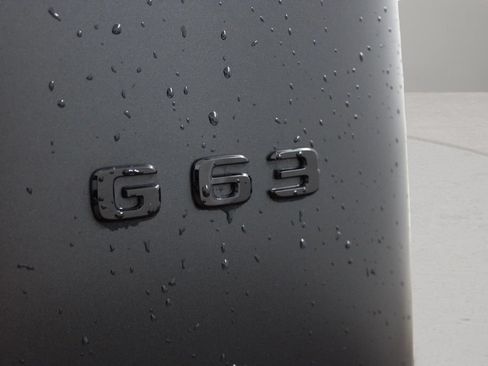 Used 2025 Mercedes-Benz G 63 AMG 4MATIC image 32