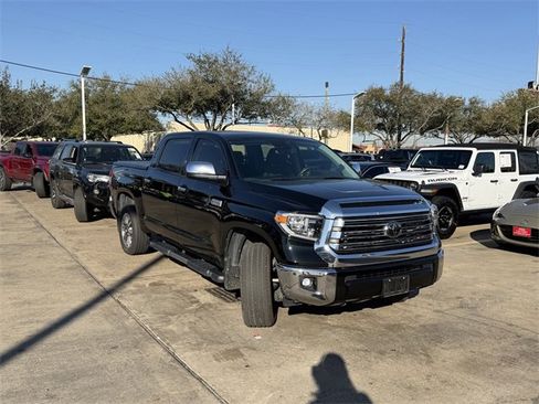 Used 2020 Toyota Tundra Platinum image 3