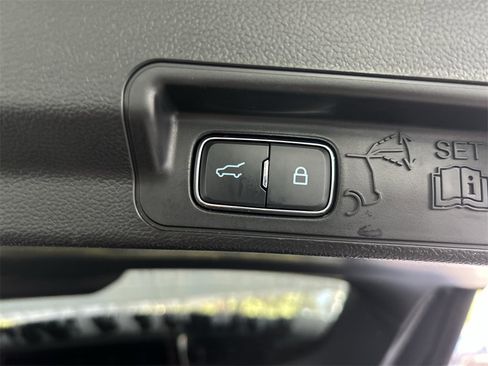 Used 2023 Ford Explorer XLT w/ Equipment Group 202A image 44