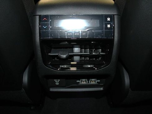 New 2026 Jeep Grand Cherokee L Laredo AWD/4WD image 37