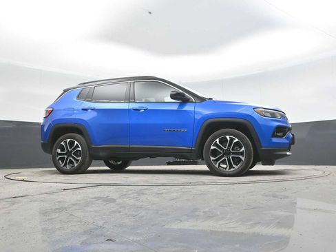 Used 2023 Jeep Compass Limited AWD/4WD image 48