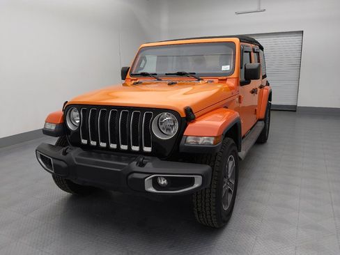 Used 2018 Jeep Wrangler Unlimited Sahara image 15