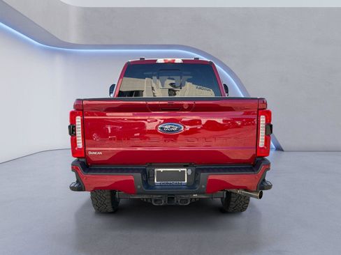 Used 2024 Ford F250 Lariat w/ Tremor Off-Road Package AWD/4WD image 4