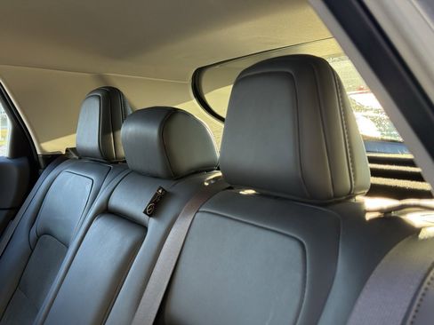 Used 2024 Nissan Ariya EVOLVE+ e-4ORCE image 26