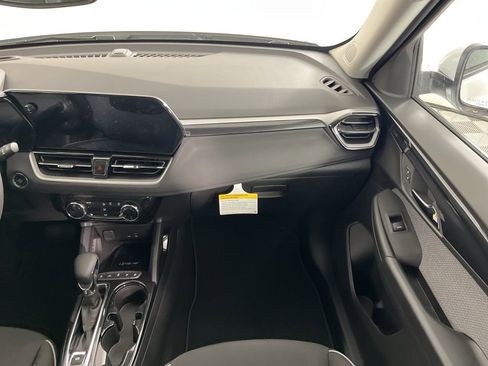 New 2026 Chevrolet TrailBlazer LT FWD image 13