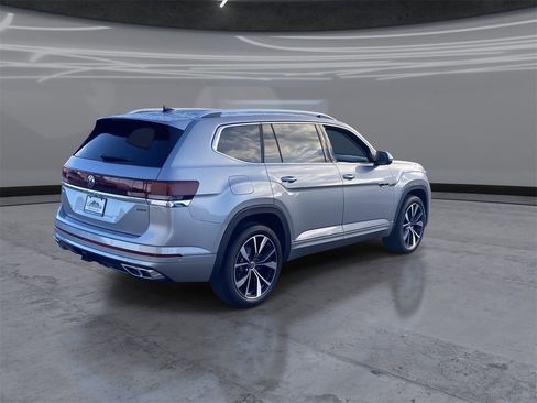 New 2026 Volkswagen Atlas SEL Premium R-Line image 5