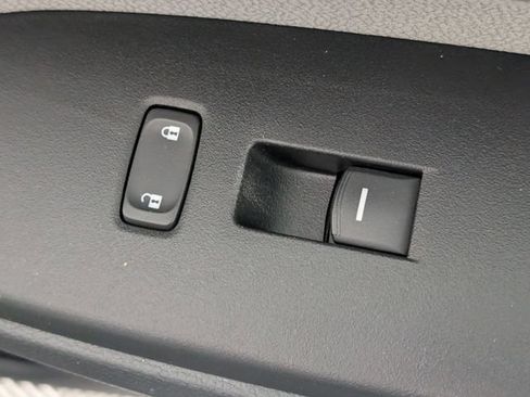 Used 2019 Honda CR-V EX image 33