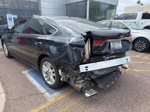 Used 2015 Toyota Avalon XLE image 12