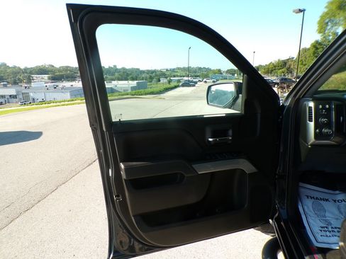 Used 2018 Chevrolet Silverado 1500 LT w/ All Star Edition AWD/4WD image 22