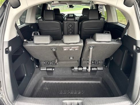 Used 2023 Honda Odyssey EX-L image 22