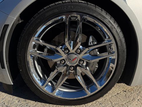 Used 2019 Chevrolet Corvette Stingray Convertible w/ 3LT Preferred Equipment Group image 37