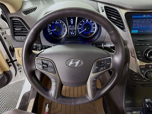 Used 2012 Hyundai Azera w/ Technology Pkg FWD image 12