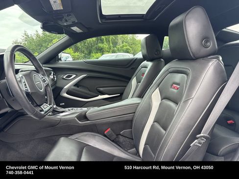 Used 2018 Chevrolet Camaro SS w/ Redline Edition RWD image 12