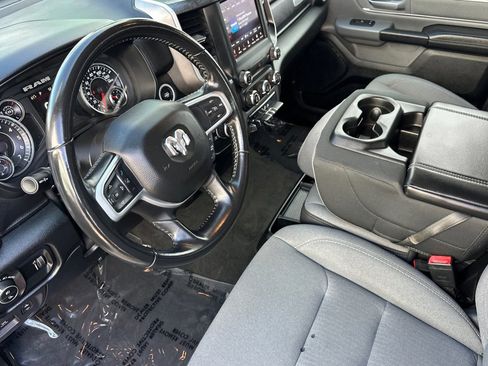 Used 2020 RAM 1500 Big Horn AWD/4WD image 10