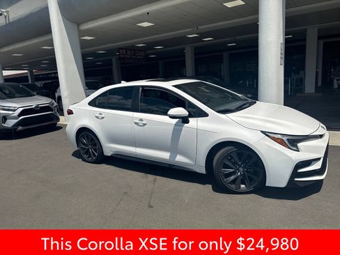 Used 2023 Toyota Corolla XSE FWD image 14