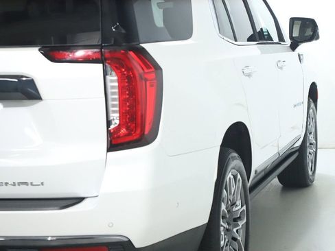 Used 2024 GMC Yukon Denali Ultimate AWD/4WD image 49