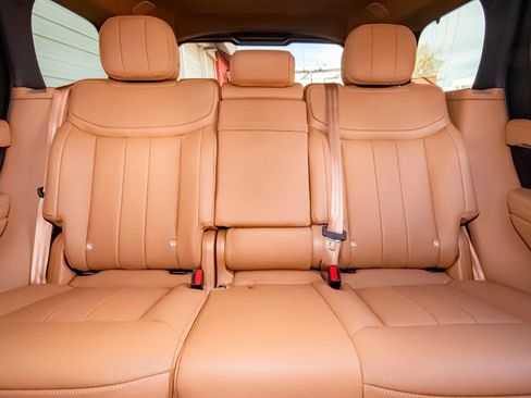 New 2025 Land Rover Range Rover SE image 45