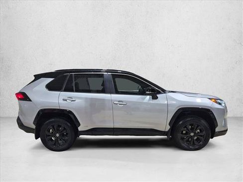 Used 2024 Toyota RAV4 XSE AWD/4WD image 4