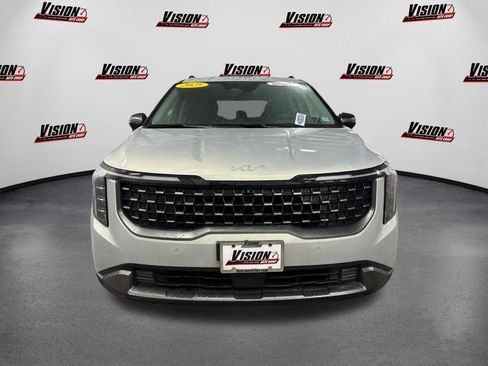 New 2025 Kia Carnival SX Prestige FWD image 2