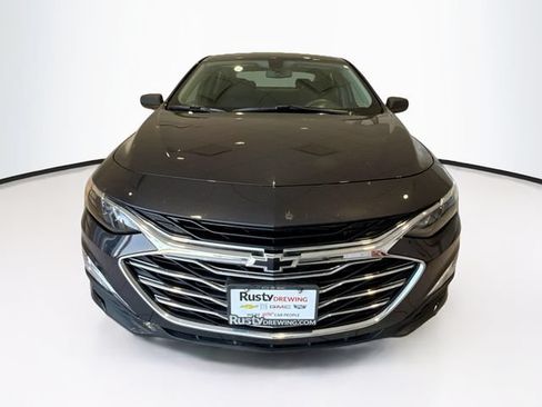 Used 2022 Chevrolet Malibu LS FWD image 2