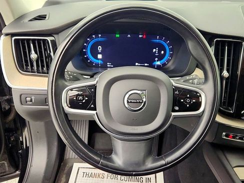 Used 2022 Volvo XC60 B5 Inscription w/ Advanced Package image 14