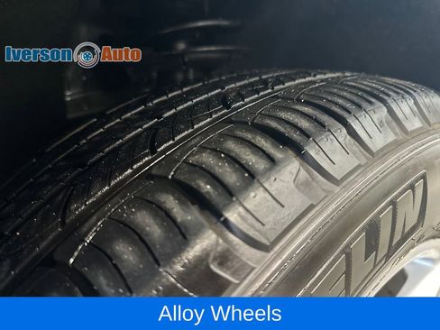 Used 2024 Ford Edge SEL w/ Convenience Package image 14