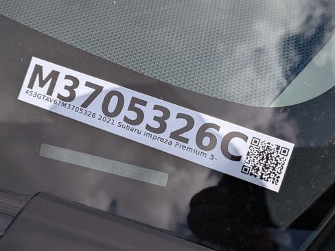 Used 2021 Subaru Impreza Premium image 33