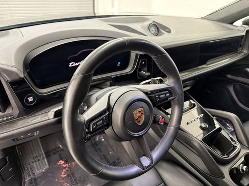 Certified 2024 Porsche Cayenne Turbo GT AWD/4WD image 4
