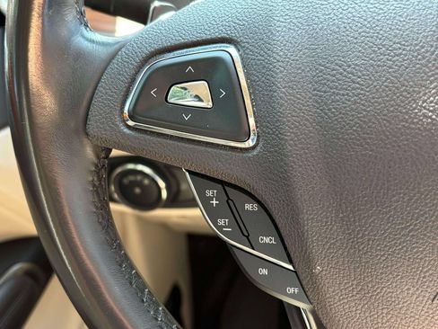 Used 2017 Lincoln MKC Select w/ Select Plus Package AWD/4WD image 12