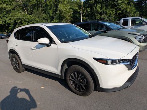 Used 2022 MAZDA CX-5 AWD 2.5 S w/ Premium Package image 1
