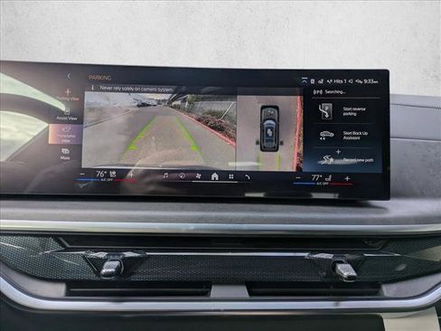 New 2026 BMW X7 xDrive40i w/ M Sport Package AWD/4WD image 14