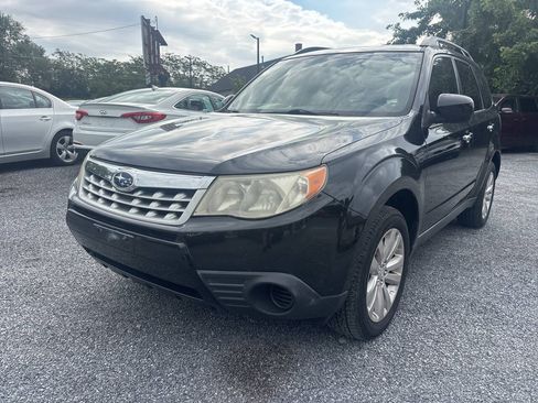 Used 2012 Subaru Forester 2.5X Premium w/ All-Weather Pkg AWD/4WD image 10